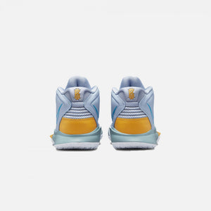 Nike | KYRIE 8 { LIGHT MARINE / LASER BLUE
