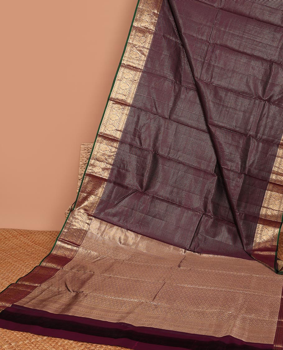 Brown zari checked silk saree, contrast border of kamalam,muthu & manga designs & ogee patterned pallu