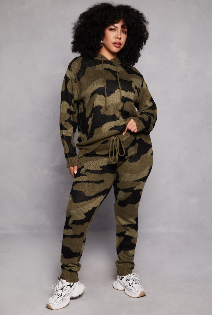 Plus Size Camo Knit Joggers