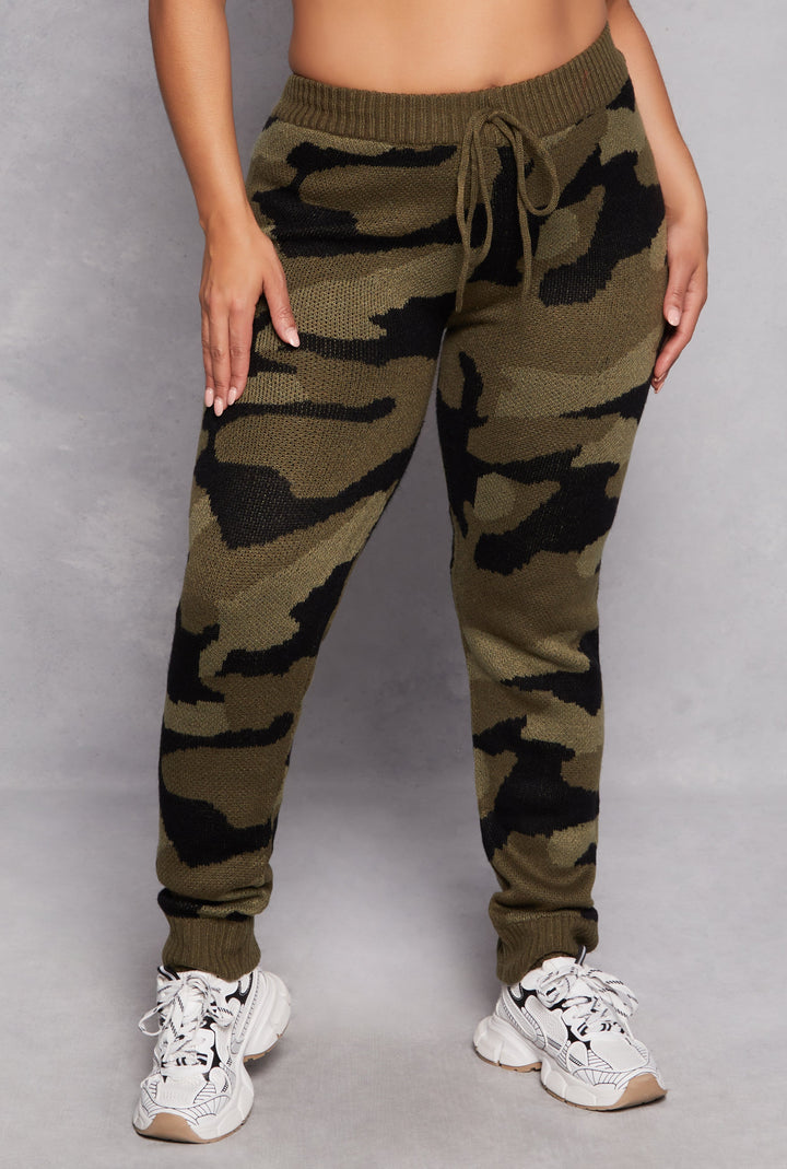 Plus Size Camo Knit Joggers