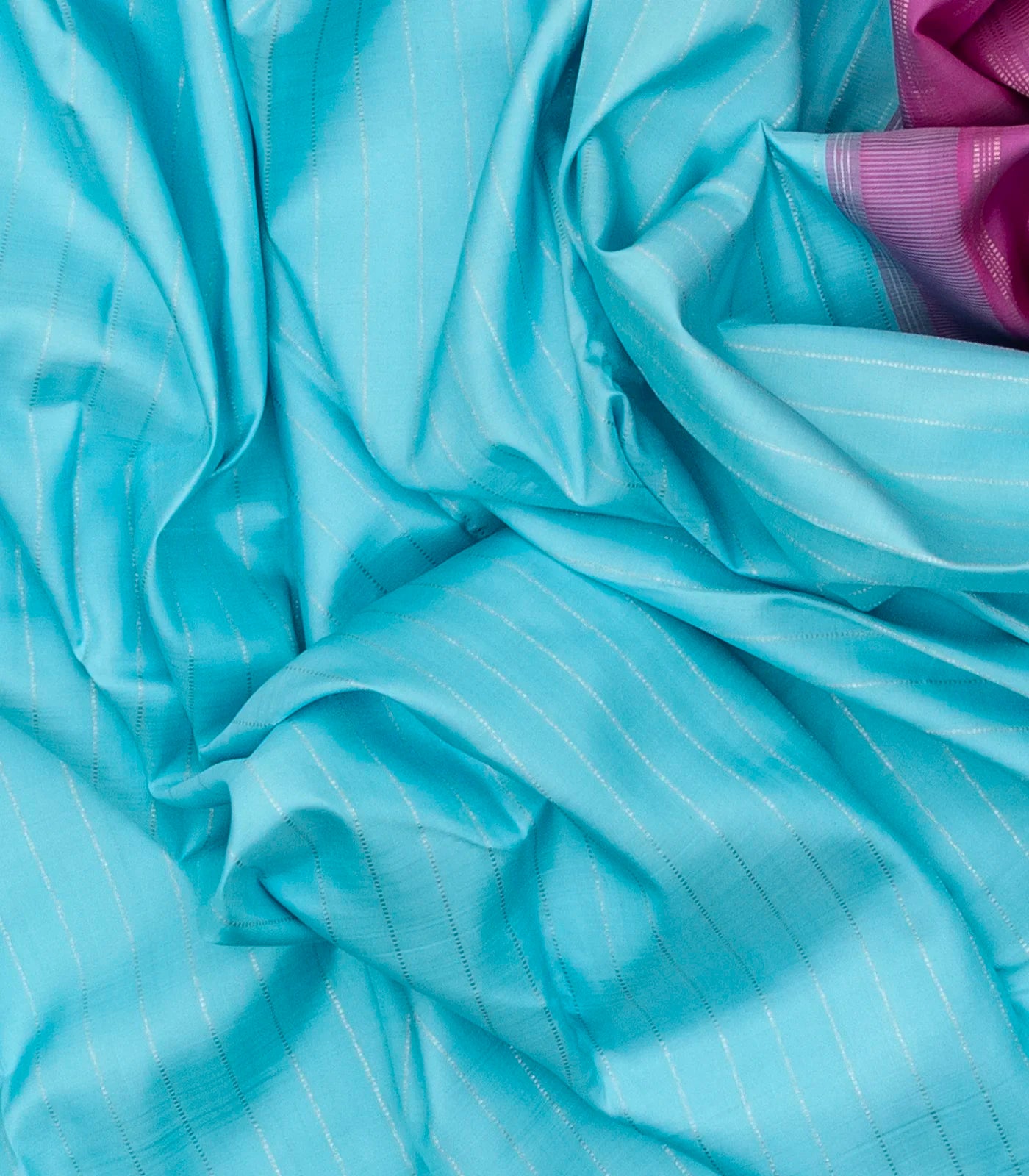 Turquoise Handloom Kanchipuram Silk Saree With Dotted Stripes