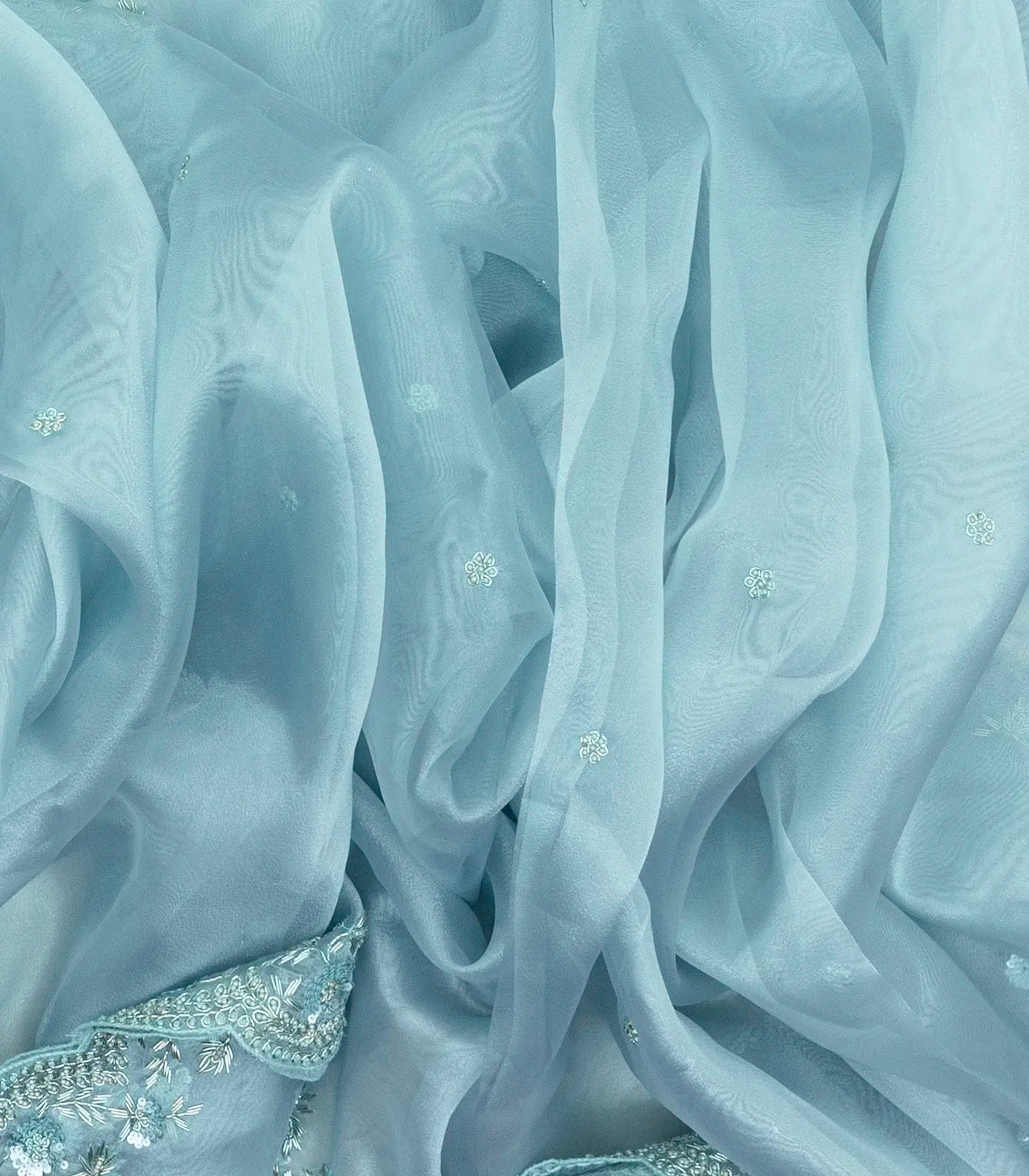 Turquoise Woven Blended Viscose Saree With Embroidered Floral Motifs