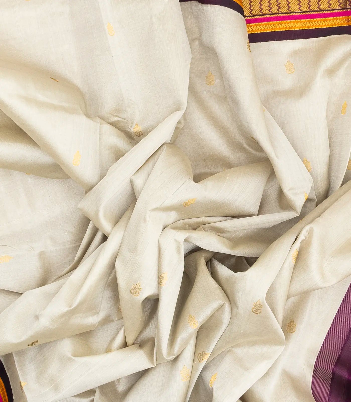 White Handloom Korvai Silk Cotton Saree With Floral Buttas