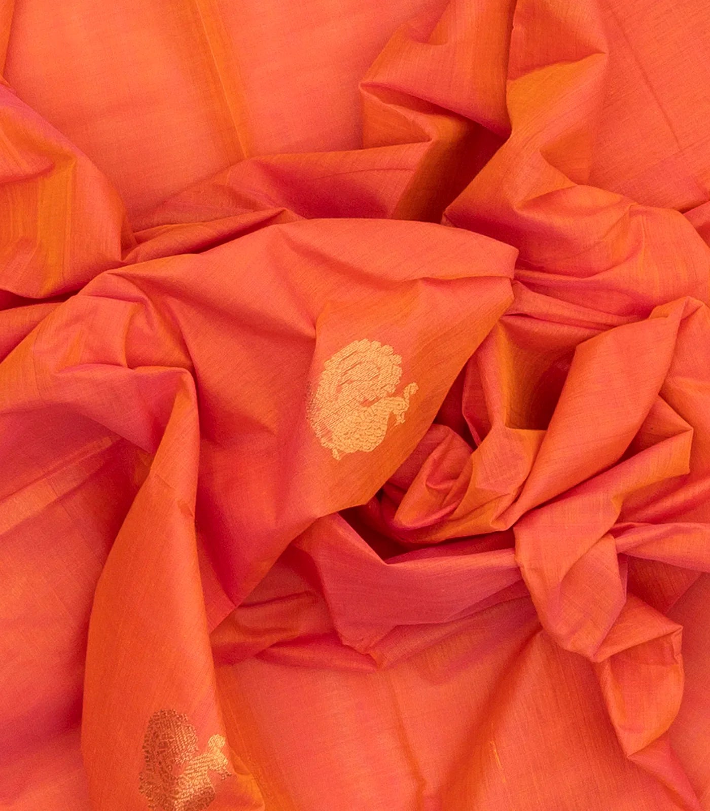 Peach Handloom Kanchi Cotton Saree With Annam Buttas