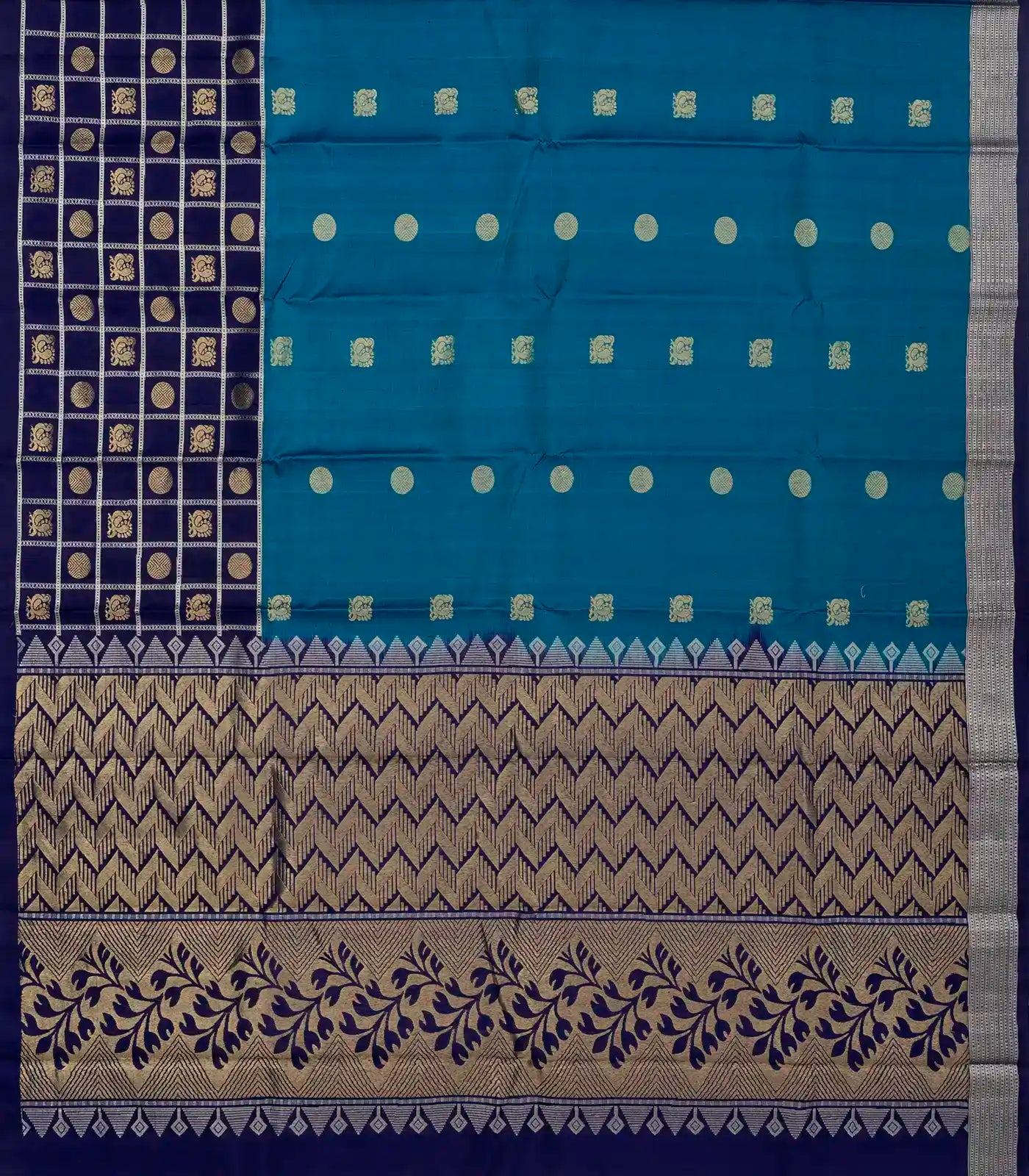 Blue Handloom Soft Silk Saree With Annam Buttas