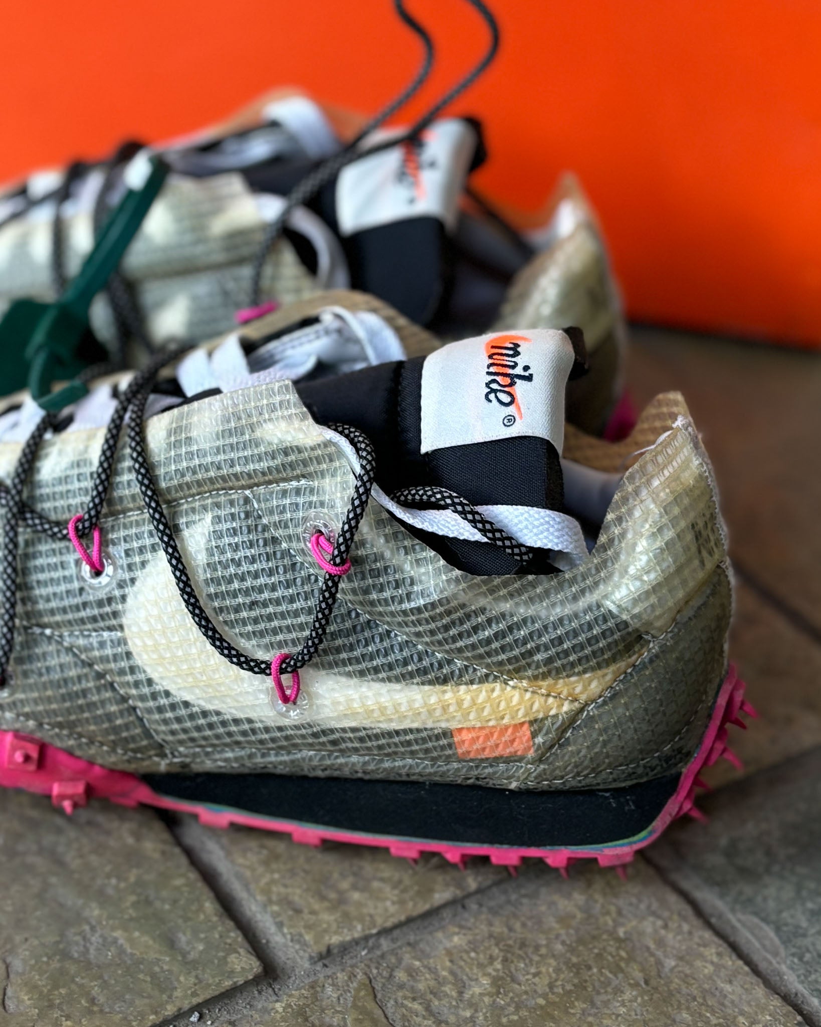Nike x Off White Waffle Racer