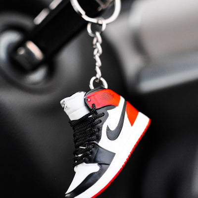 3D Sneaker Keychain AJ1 Black Toe