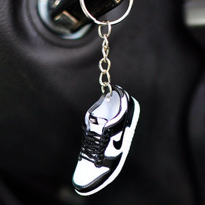 3D Sneaker Keychain Panda Dunks