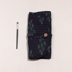 Black - Ikat Fabric Multipurpose Segmented Make-up Brush Wrap Pouch/Case