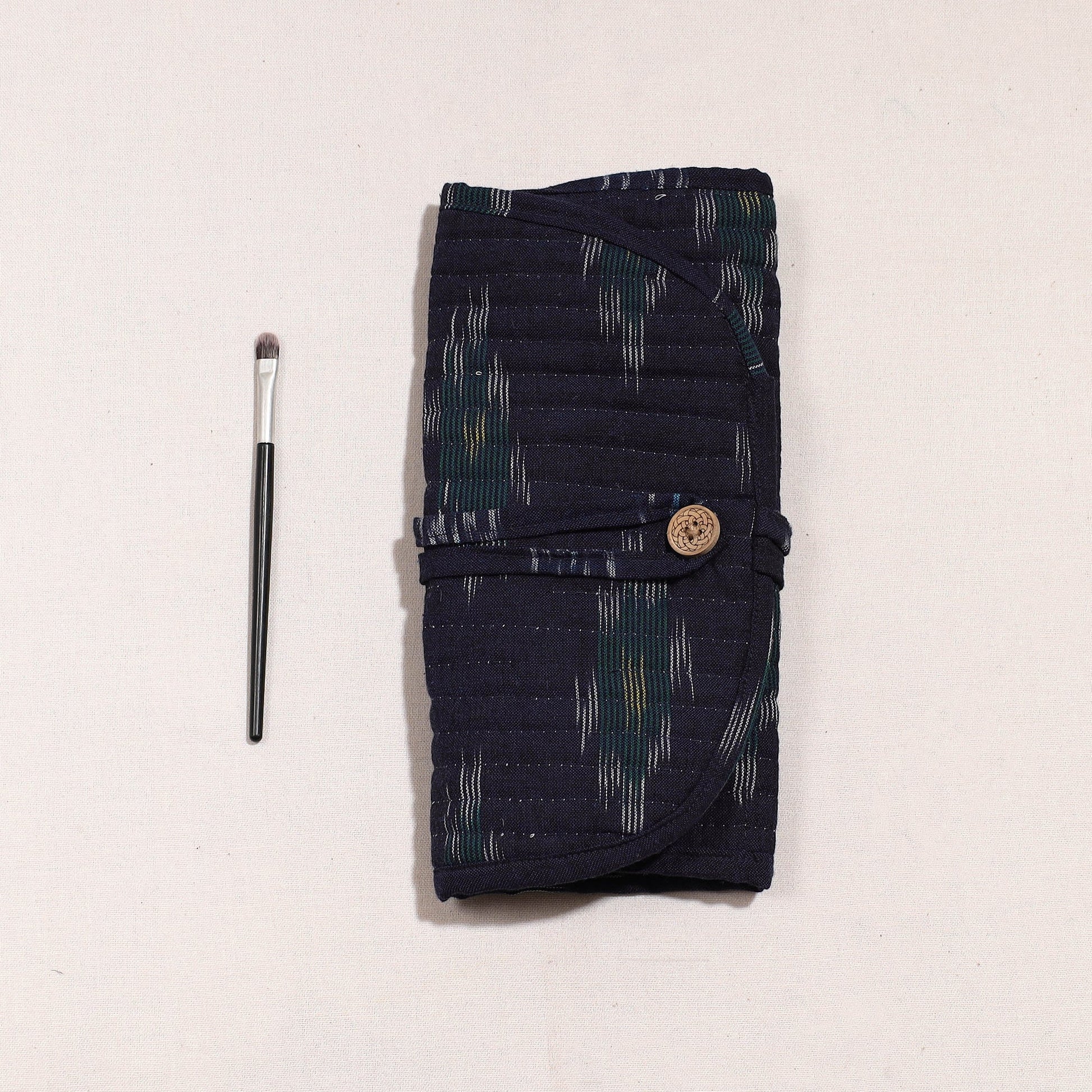Black - Ikat Fabric Multipurpose Segmented Make-up Brush Wrap Pouch/Case