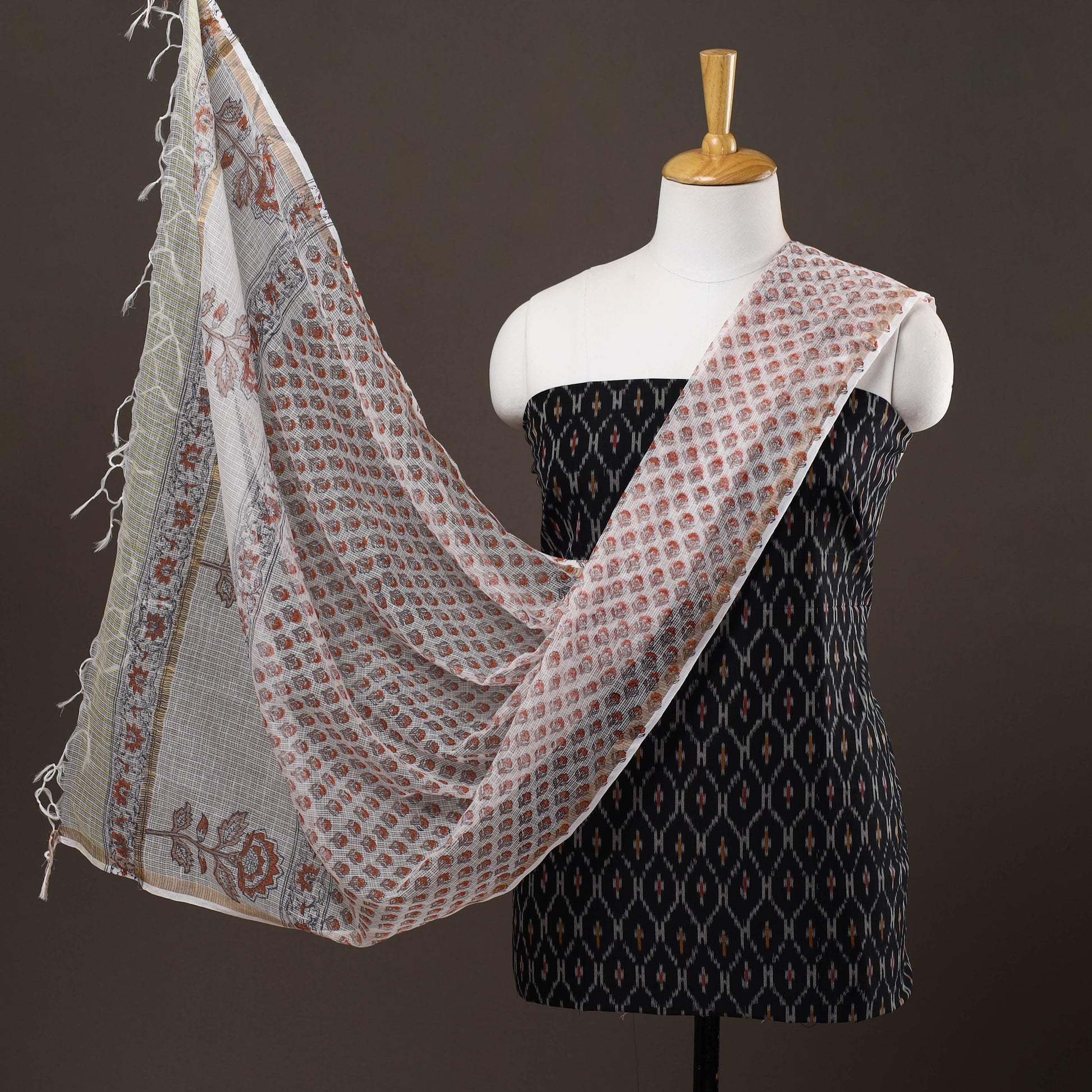 Black - 2pc Mercerised Cotton Ikat Kurta with Sanganeri Dupatta 10