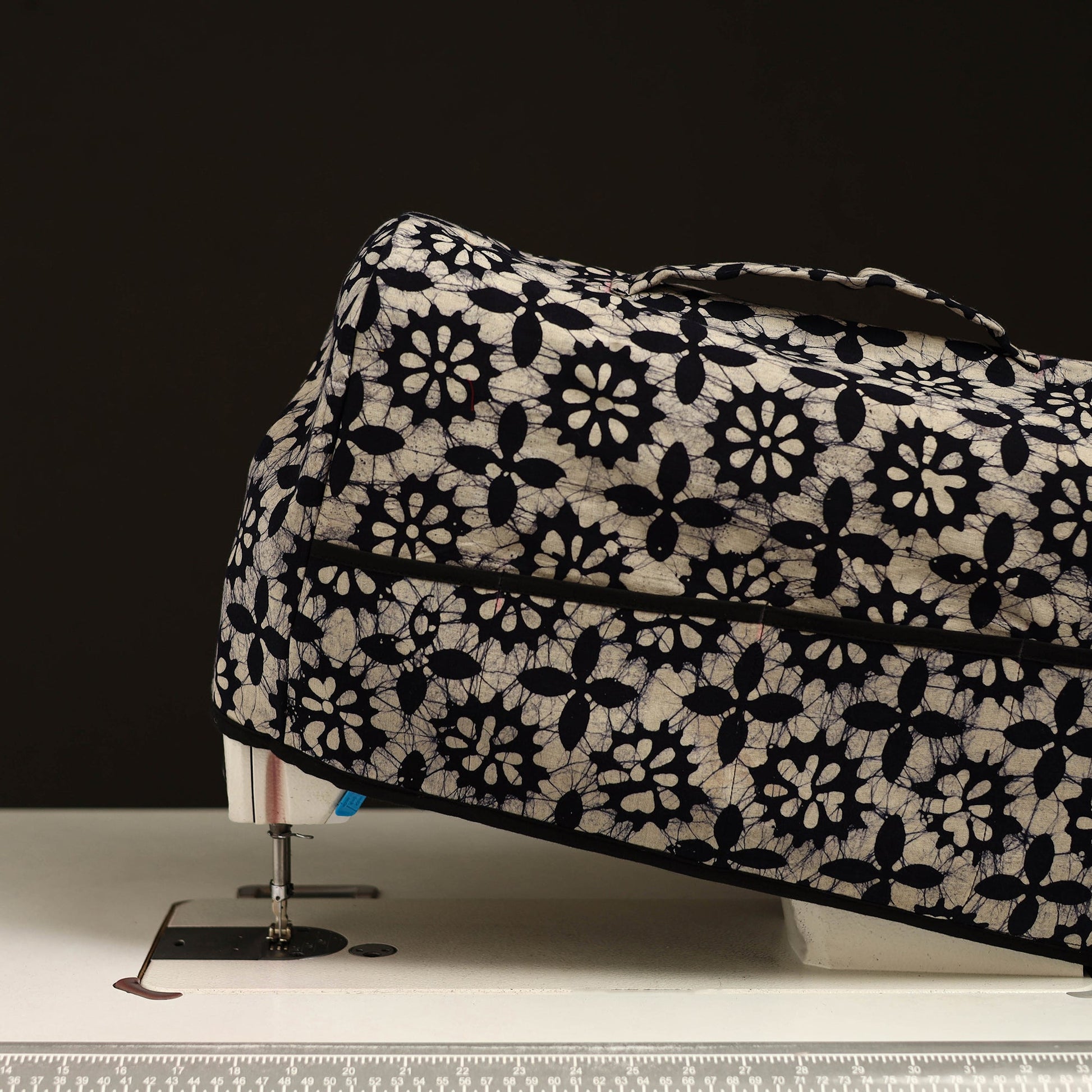 Beige - Handcrafted Cotton Sewing Machine Cover 18