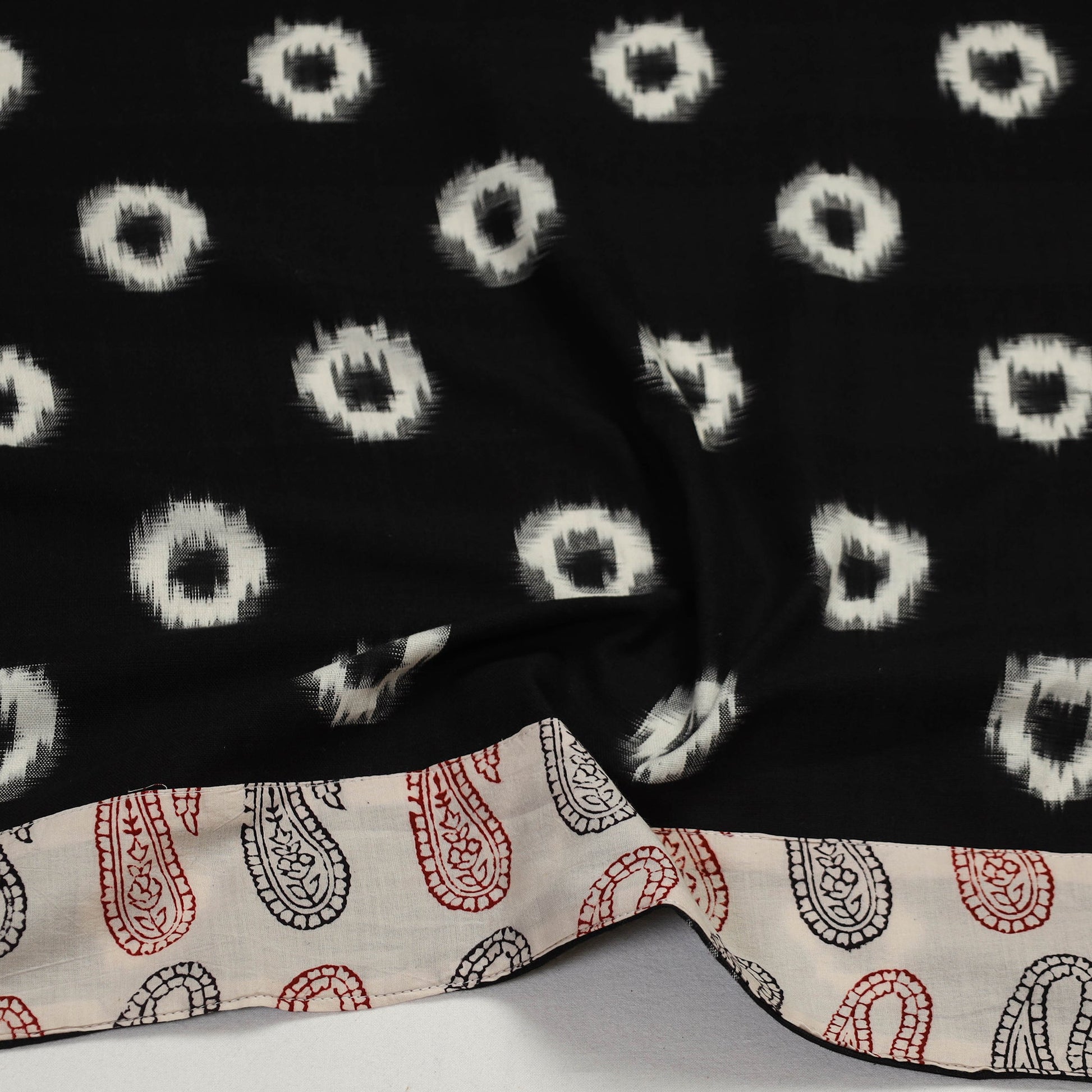 Black - Handloom Cotton Pochampally Double Ikat Blouse Piece 04