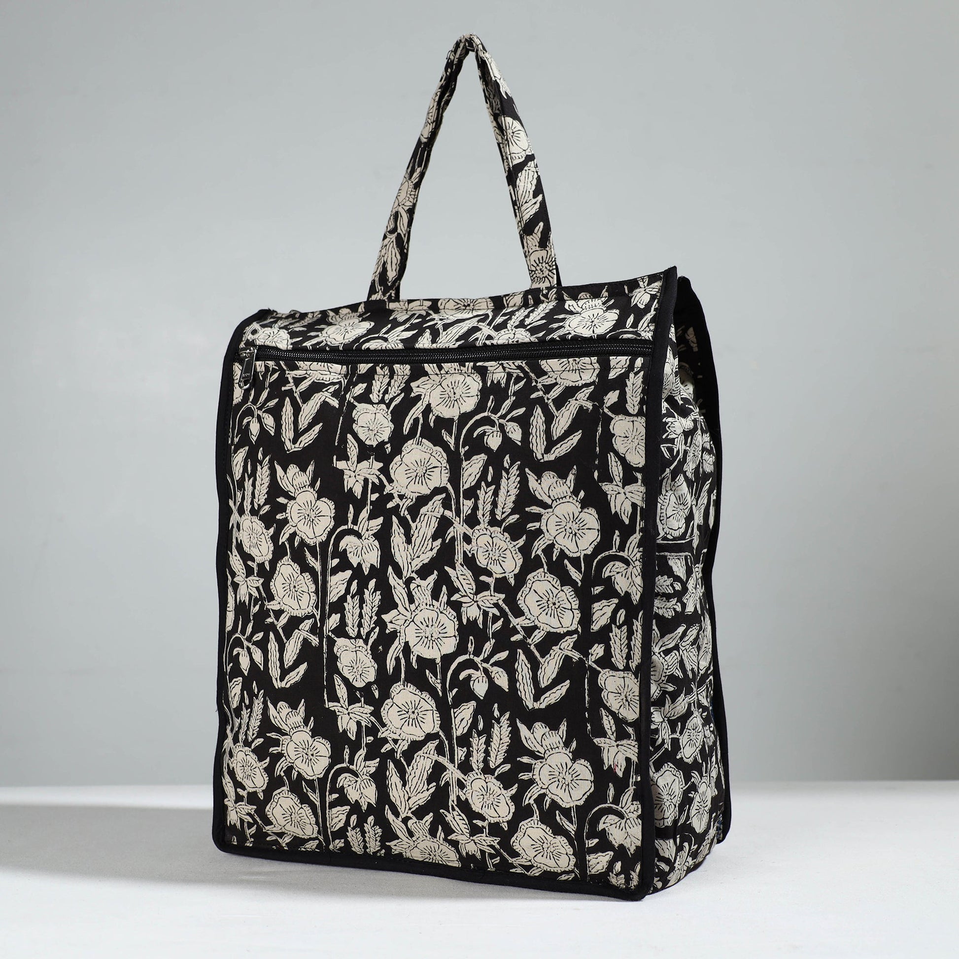 Black - Handcrafted Cotton Shopping Bag 03