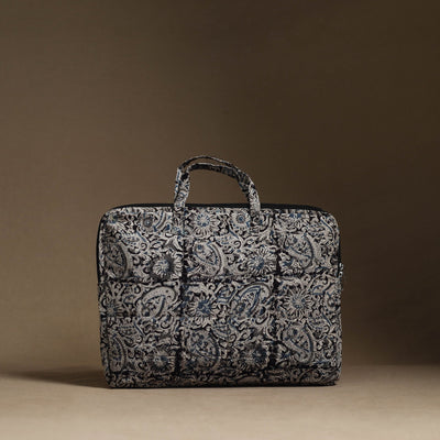 Black - Handmade Quilted Cotton Laptop Bag (13 x 16 in) 07