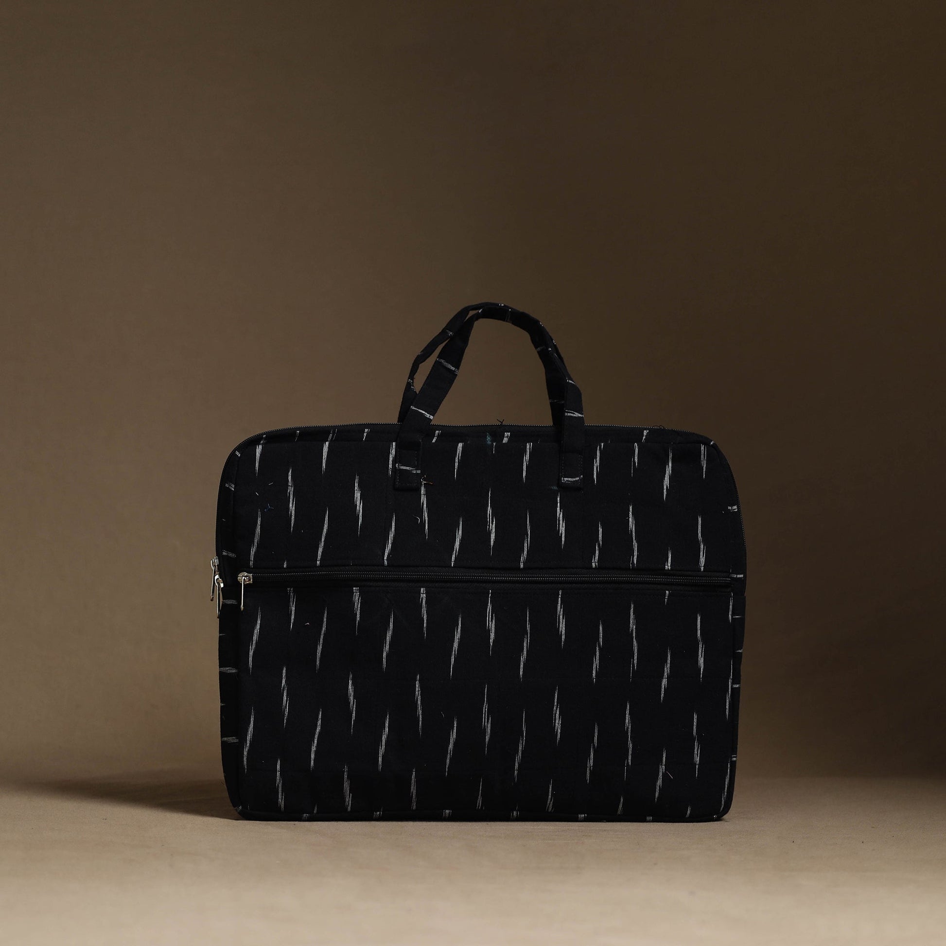 Black - Handmade Quilted Cotton Laptop Bag (13 x 16 in) 09