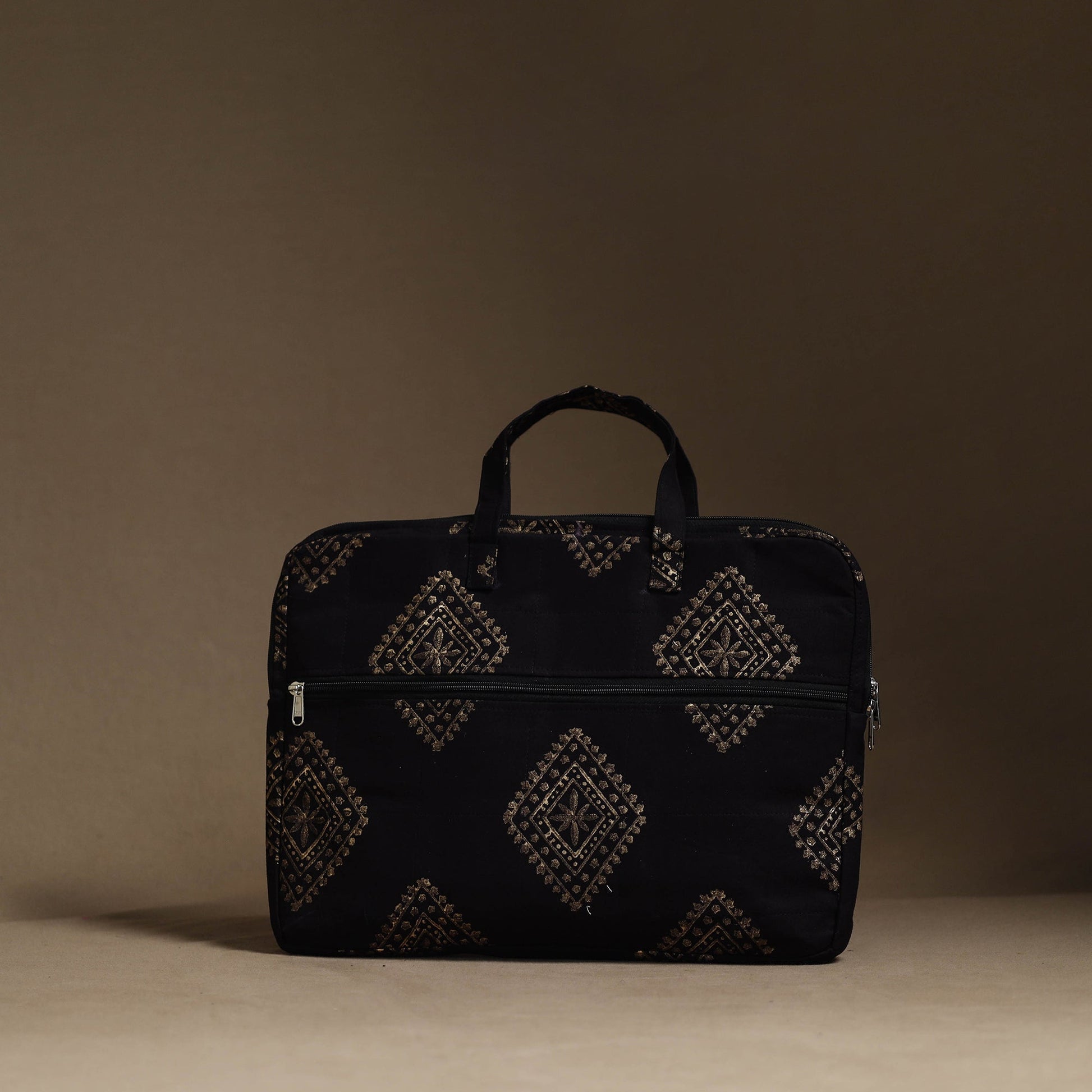 Black - Handmade Quilted Cotton Laptop Bag (13 x 16 in) 16
