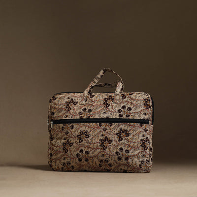 Beige - Handmade Quilted Cotton Laptop Bag (13 x 16 in) 23