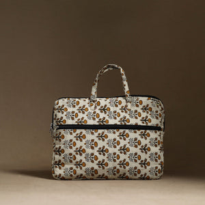 Beige - Handmade Quilted Cotton Laptop Bag (13 x 16 in) 29