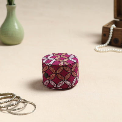 Bengal Kantha Work Handcrafted Bangle Box (Small)