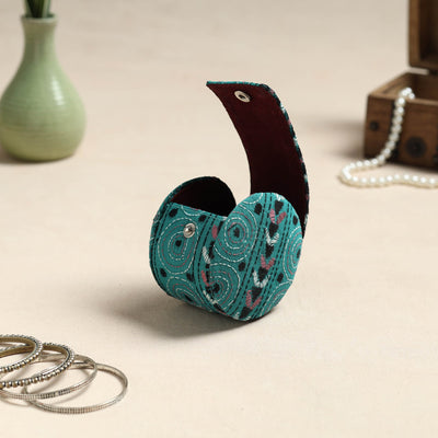 Bengal Kantha Work Handcrafted Bangle Box (Small)