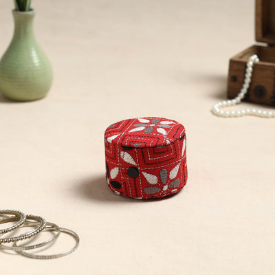 Bengal Kantha Work Handcrafted Bangle Box (Small)