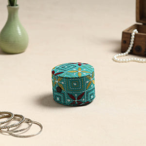 Bengal Kantha Work Handcrafted Bangle Box (Small)