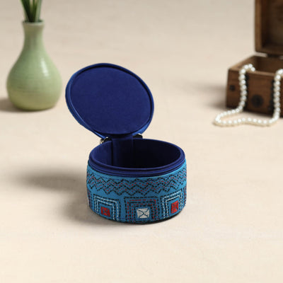 Bengal Kantha Work Handcrafted Round Utility Box