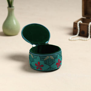 Bengal Kantha Work Handcrafted Round Utility Box