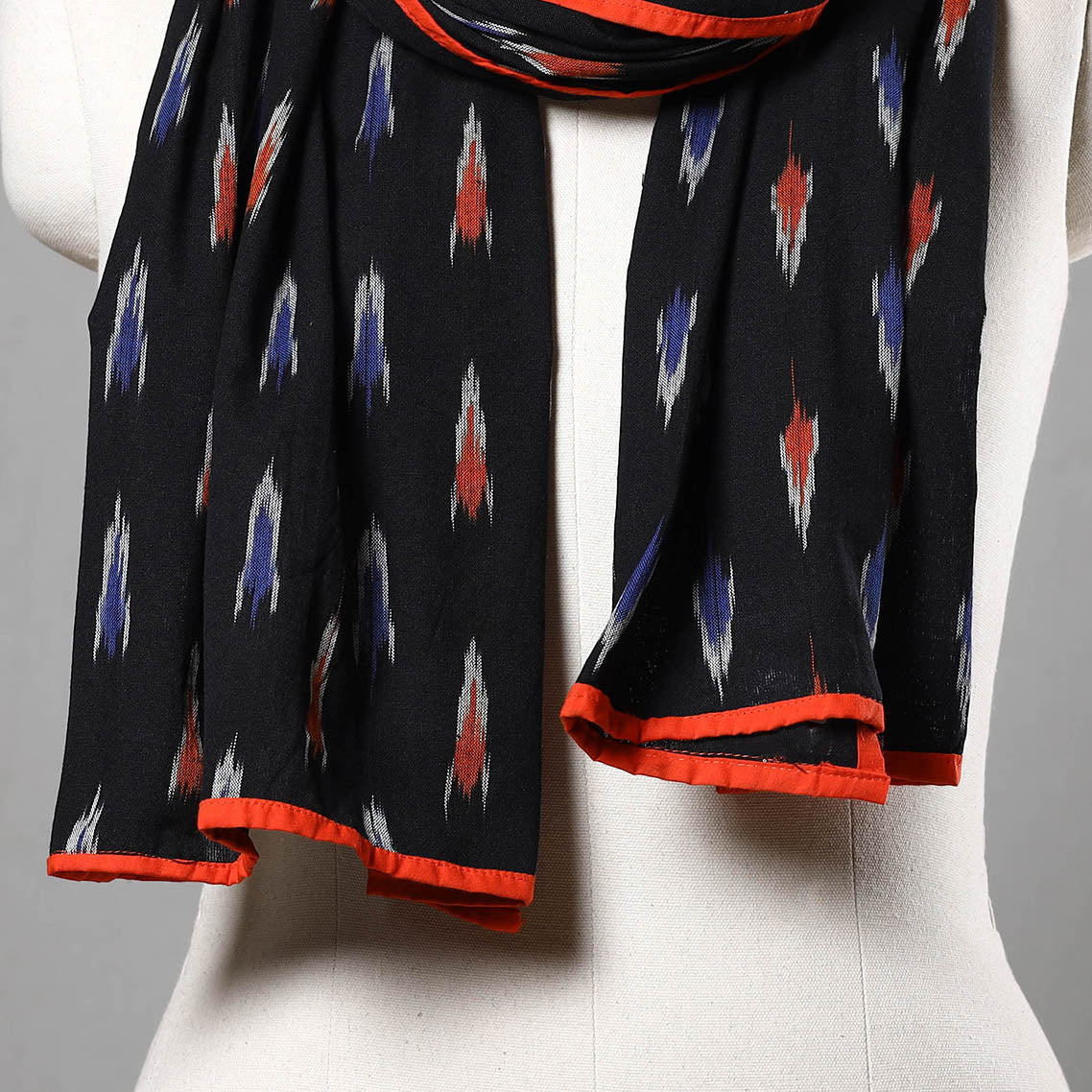 Black - Cotton Pochampally Ikat Stole 21