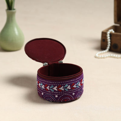 Bengal Kantha Work Handcrafted Round Utility Box