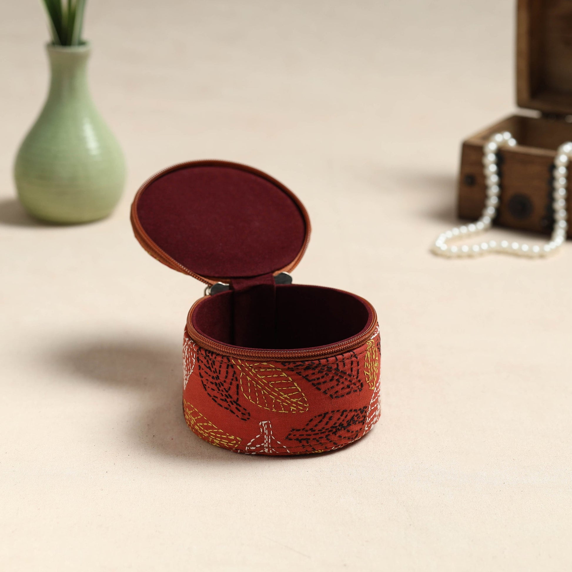 Bengal Kantha Work Handcrafted Round Utility Box