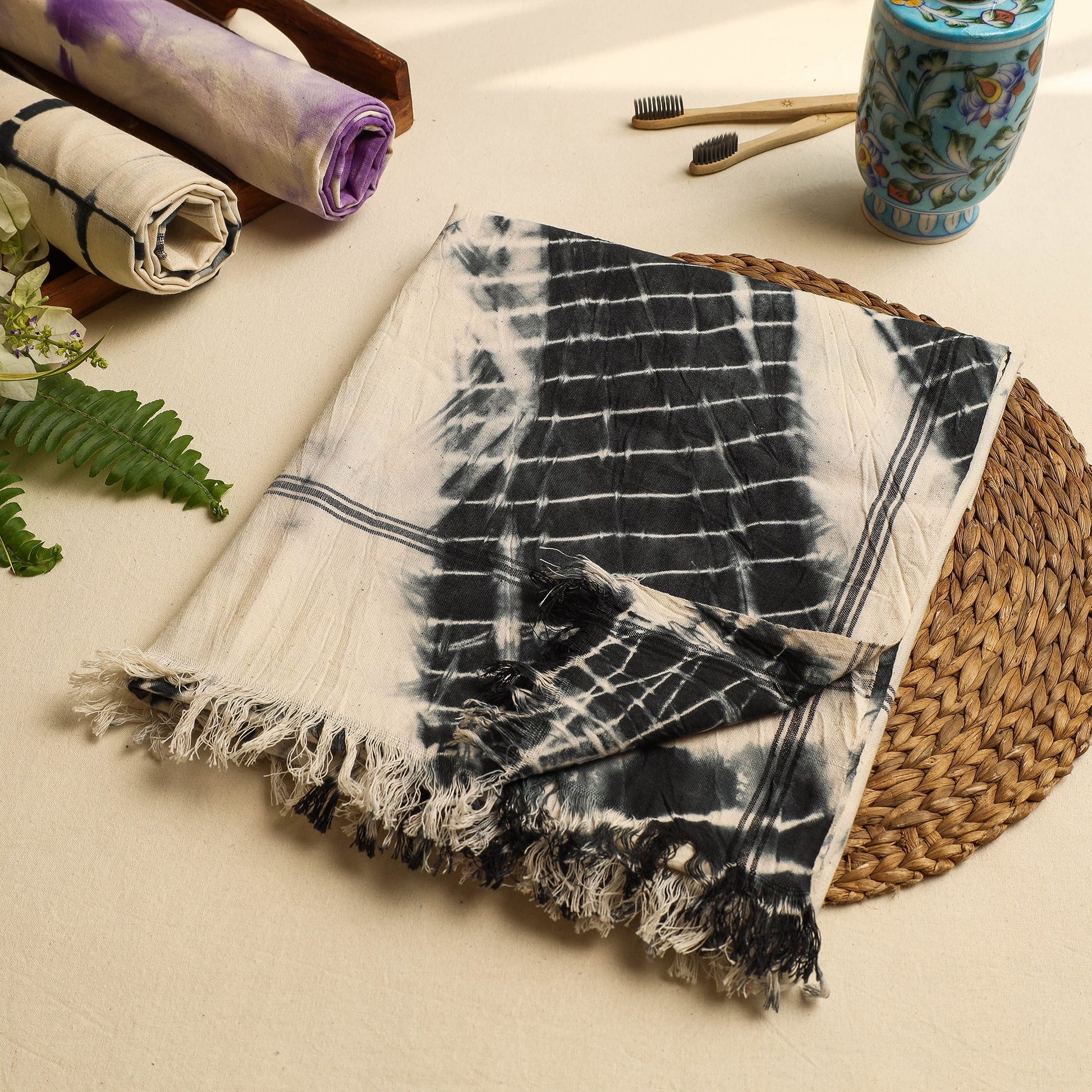 Black - Shibori Tie-dye Cotton Bath Towel