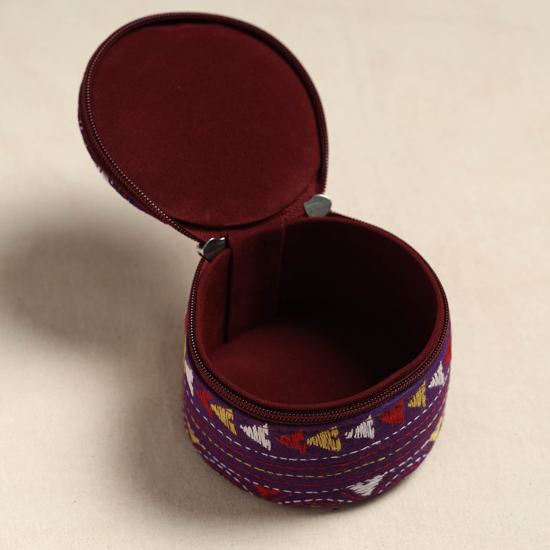 Blue - Handcrafted Bengal Kantha Work Tissue Box main image 0