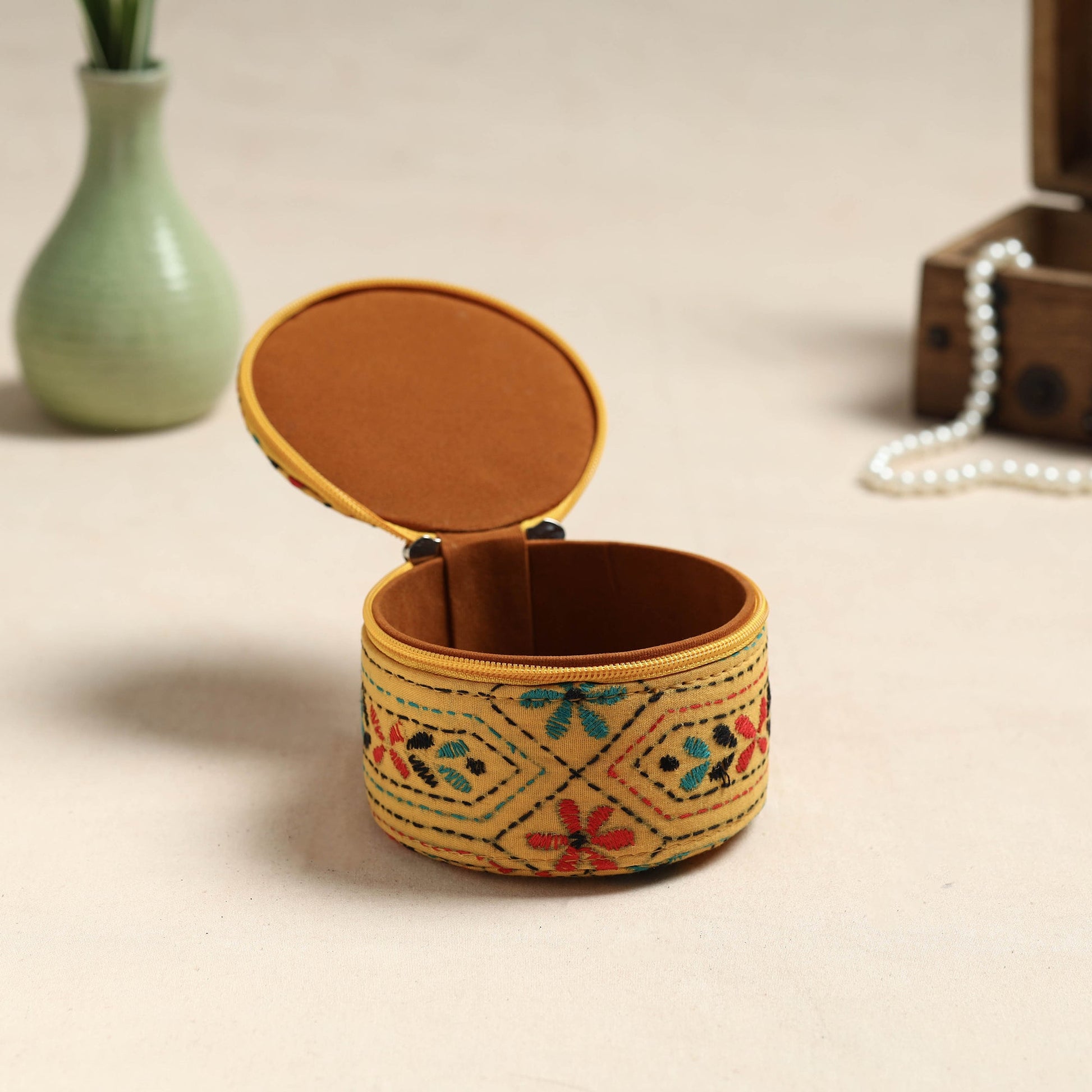 Bengal Kantha Work Handcrafted Round Utility Box