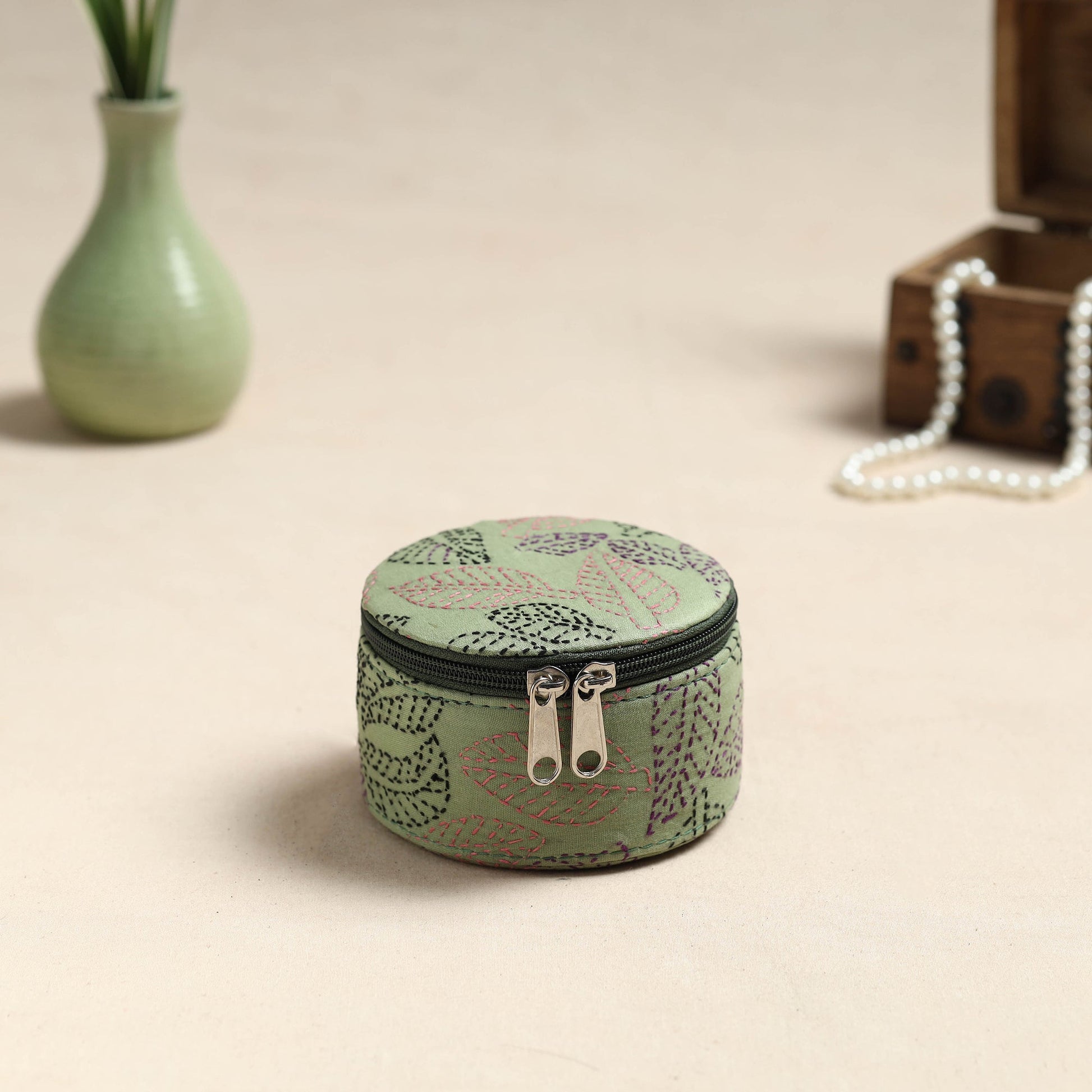 Bengal Kantha Work Handcrafted Round Utility Box