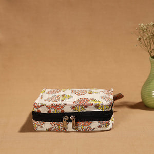 Beige - Handmade 4 Pockets Cotton Jewelry Bag 05