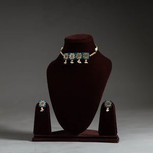 Handmade Kundan & Beadwork Choker Necklace Set 04