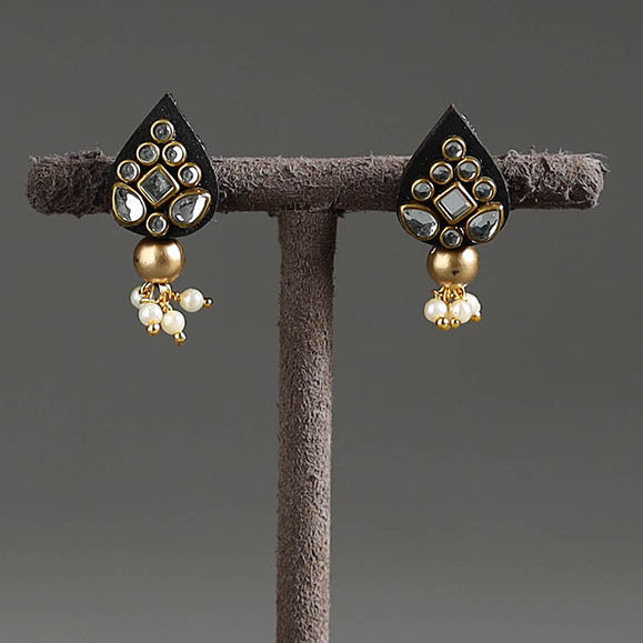 Handmade Kundan & Beadwork Earrings 2024/1050-1 25