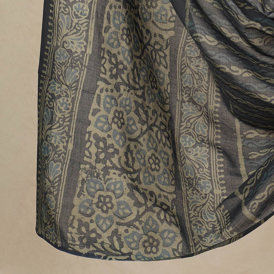 Green - 3pc Cotton Kutch Batik Print Dress Material 67