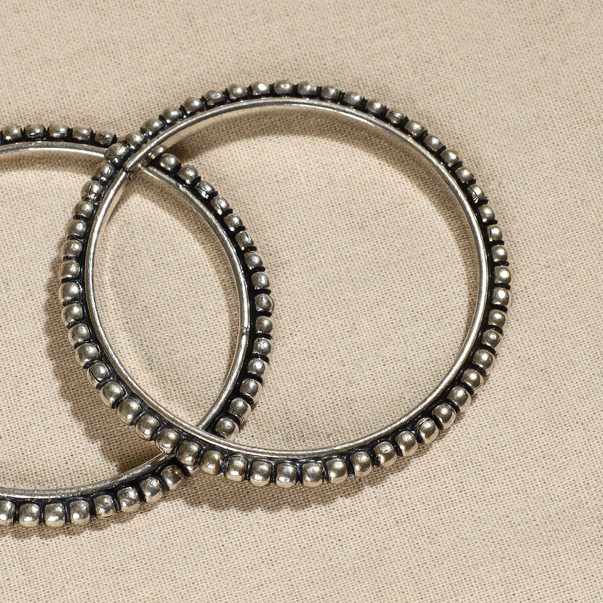 Antique Finish Oxidised White Metal Bangle (Set of 2) 08
