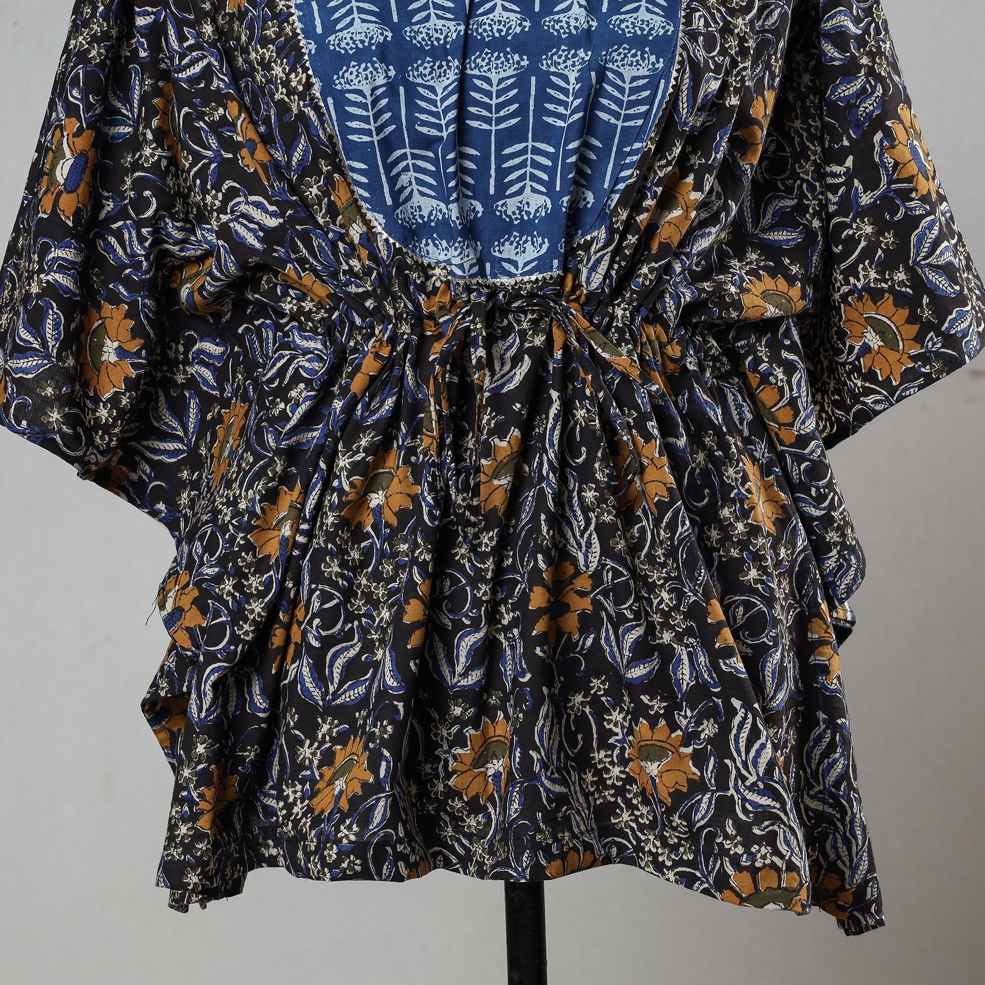 Black - Bagru Block Printed Cotton Kaftan with Tie-Up Waist (Short)