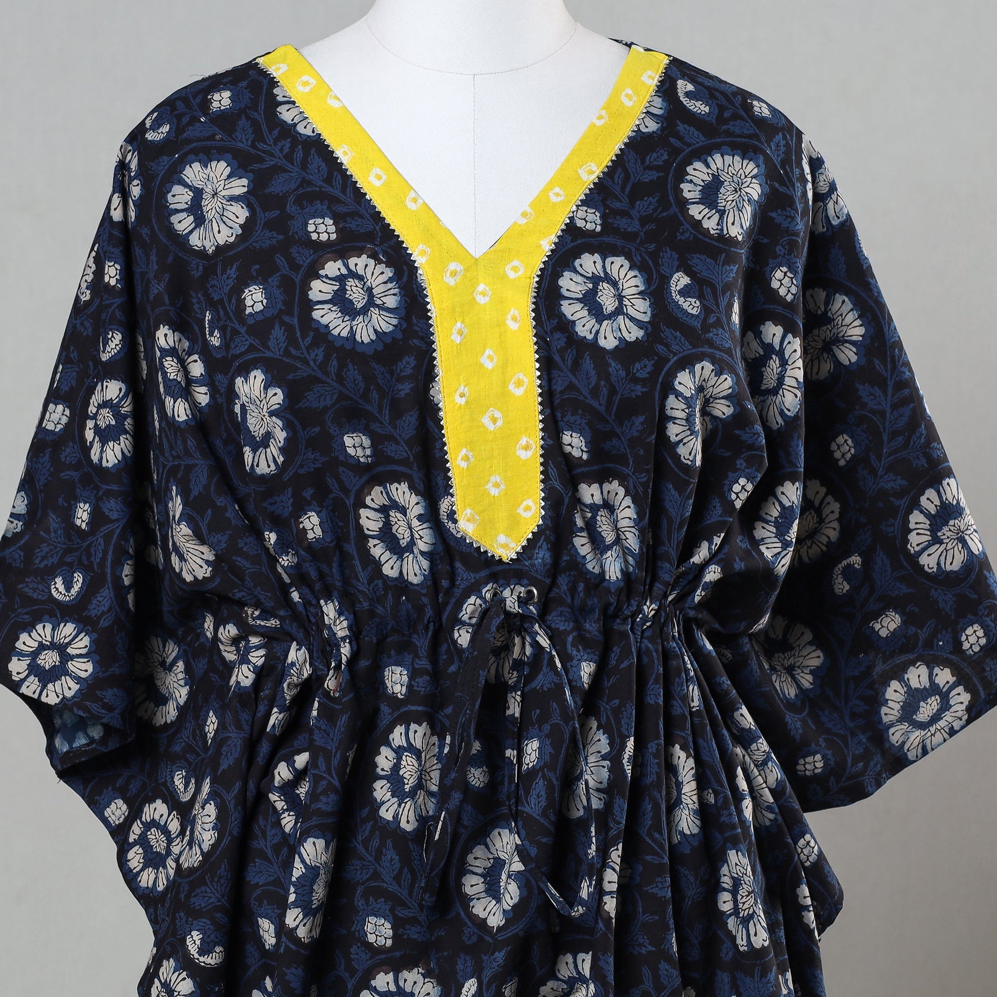 Black - Bagru Block Printed Cotton Kaftan with Tie-Up Waist (Short)