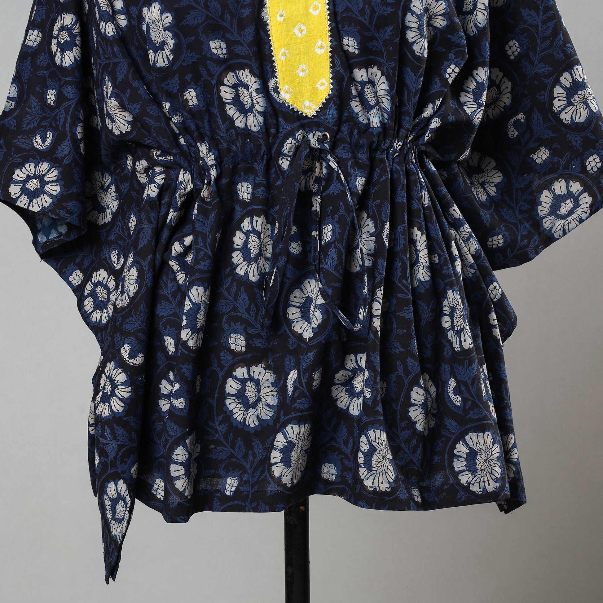 Black - Bagru Block Printed Cotton Kaftan with Tie-Up Waist (Short)