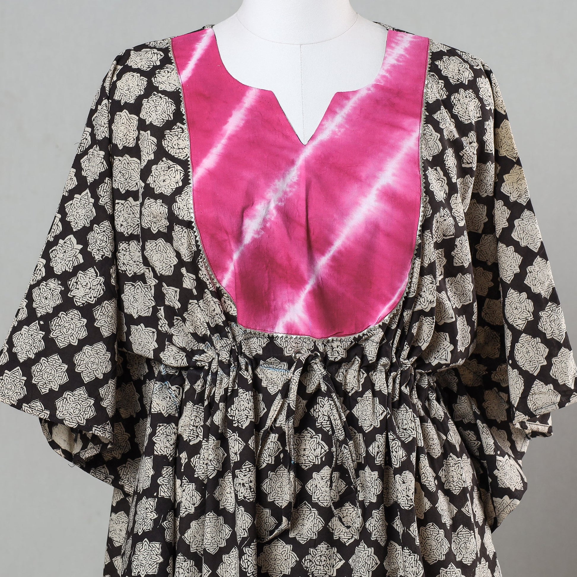 Black - Bagru Block Printed Cotton Kaftan with Tie-Up Waist (Short)