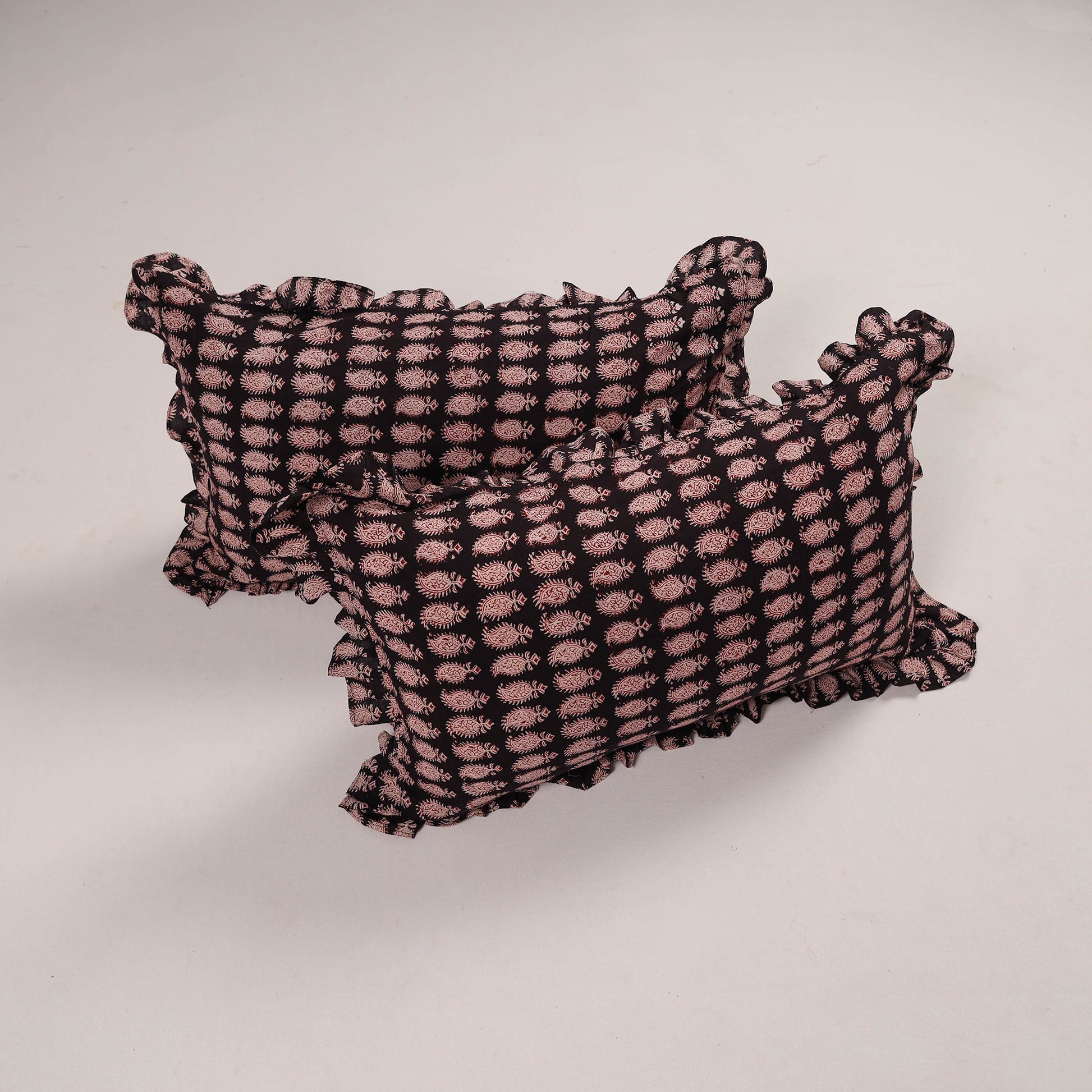 Black - Set of 2 Handcrafted Cotton Frill Pillow Covers 02
