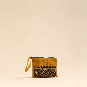 Kala Raksha Jat Hand Embroidered Cotton Coin Purse 53