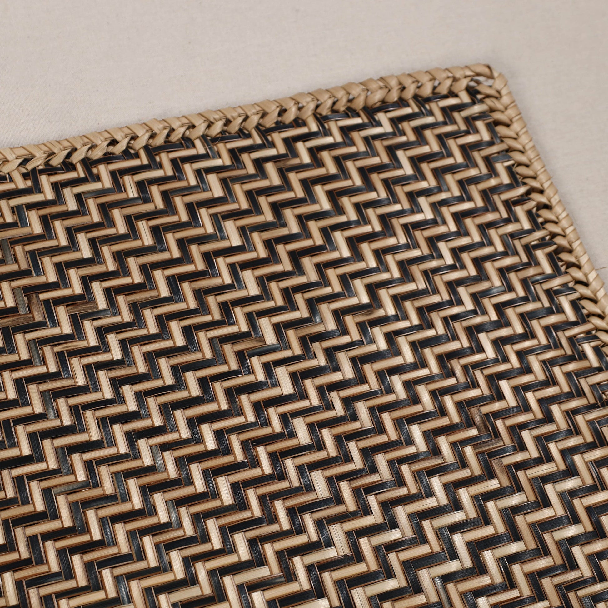 Black - Handmade Water Hyacinth Placemat with Border from Assam (18 x 13 in)