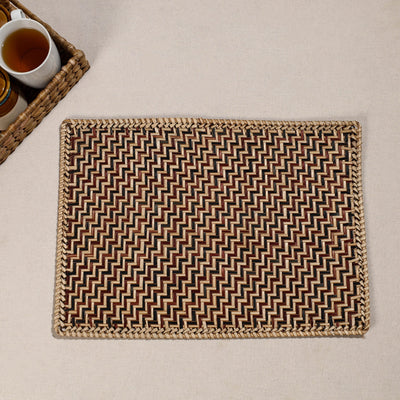 Brown - Handmade Water Hyacinth Placemat with Border from Assam (18 x 13 in)