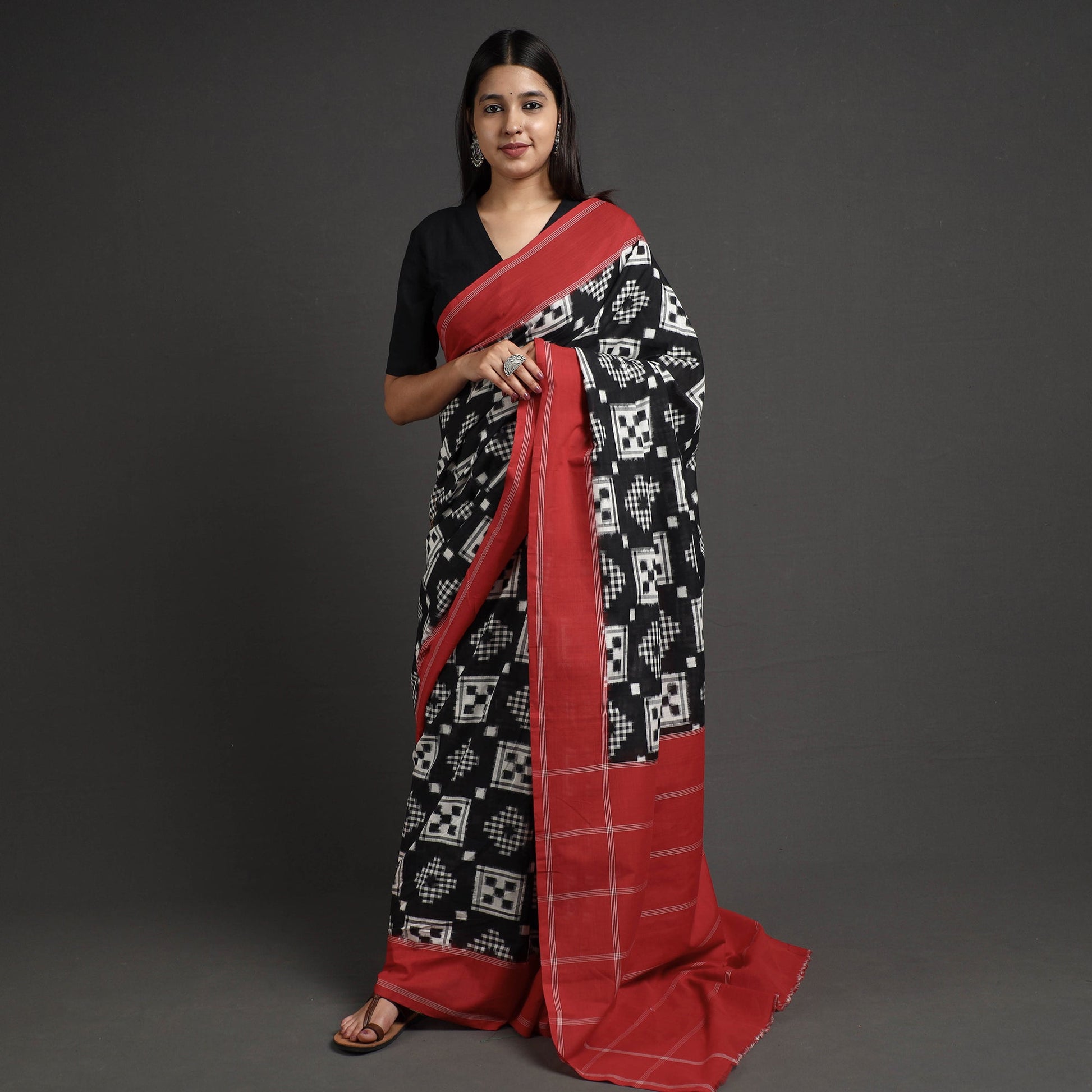 Black - Pochampally Double Ikat Weave Handloom Cotton Saree